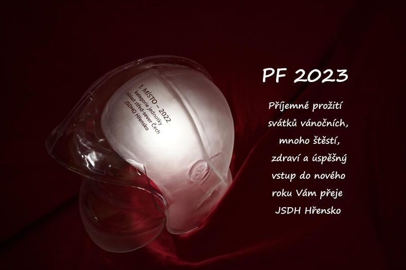 PF 2023 skleněná hasičská přilba